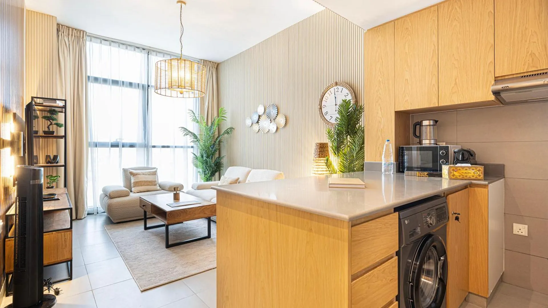 1Br The Monarch Suite By Blue Cloud Holidays Sharjah 0*,