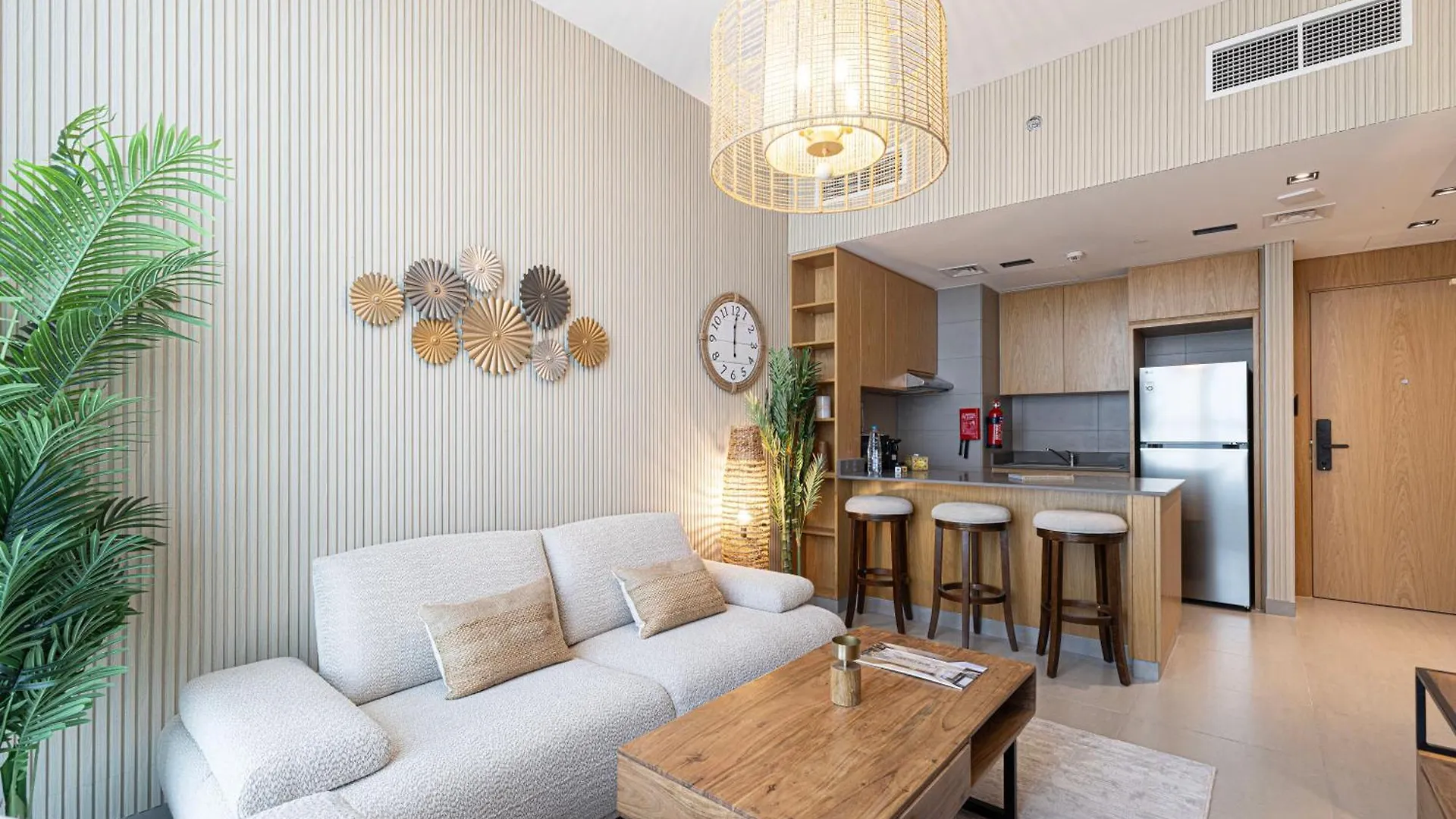 Apartment 1Br The Monarch Suite By Blue Cloud Holidays Sharjah