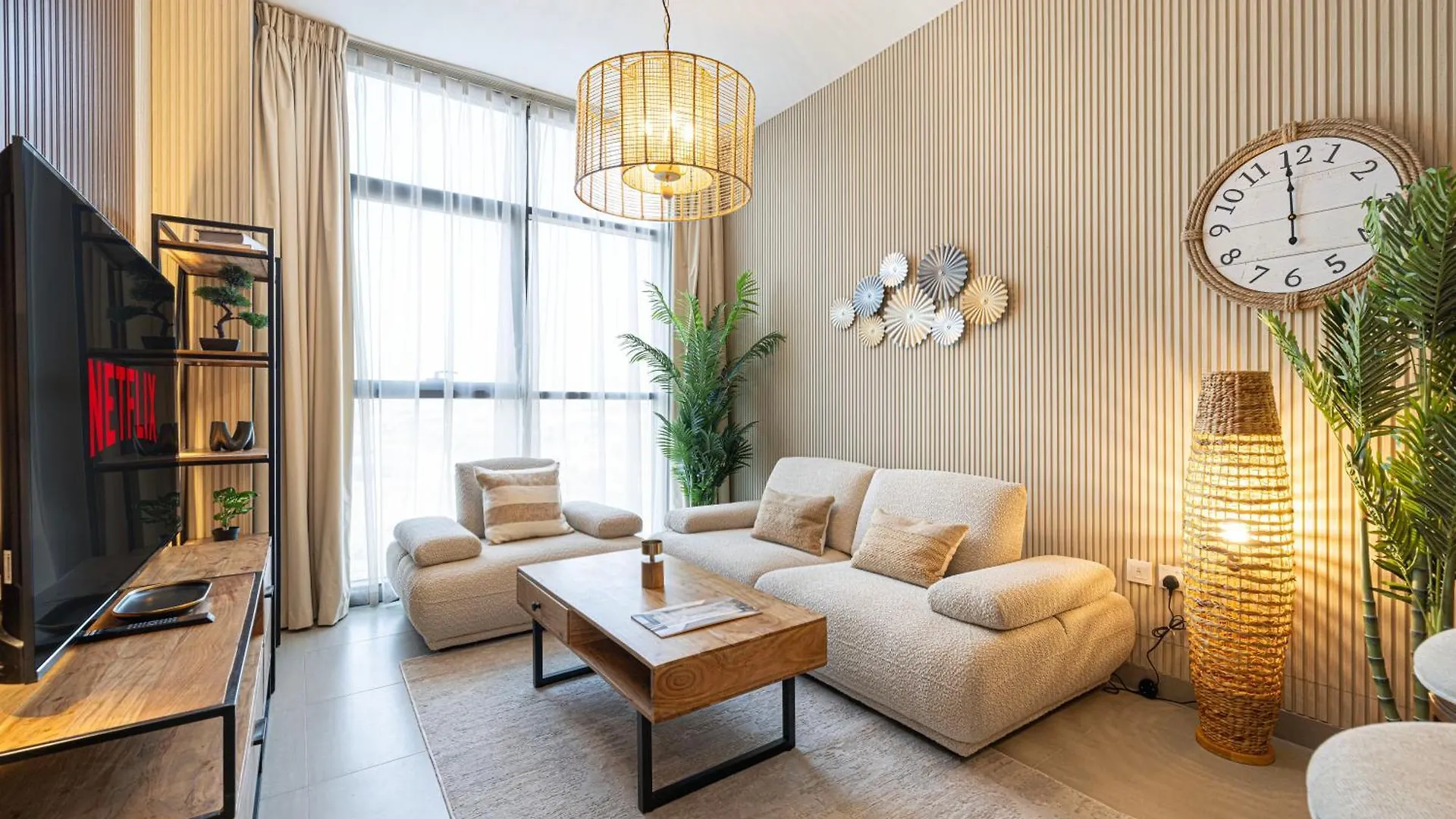 שארג'ה 1Br The Monarch Suite By Blue Cloud Holidays דירה