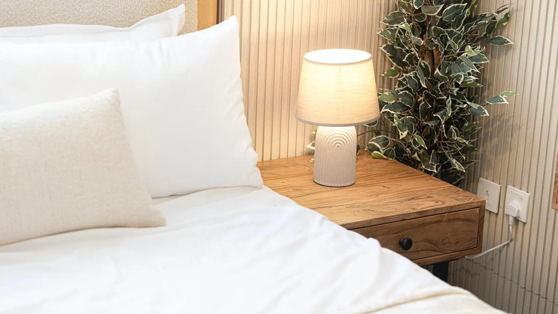 שארג'ה 1Br The Monarch Suite By Blue Cloud Holidays